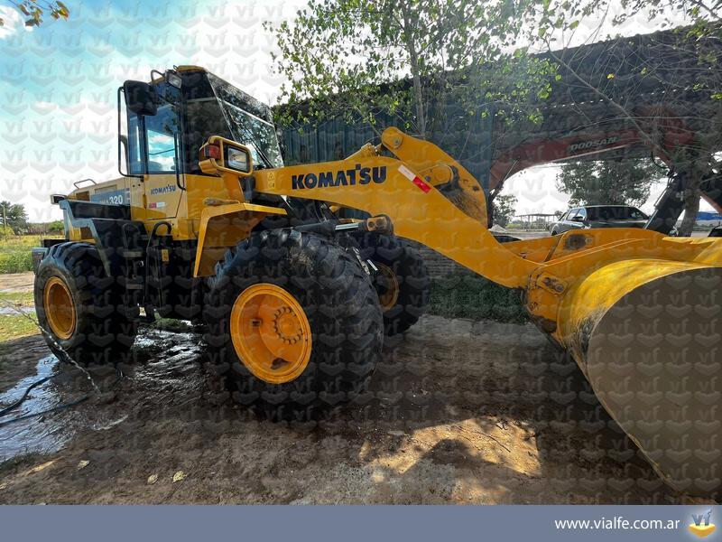 Palas cargadoras Komatsu WA320