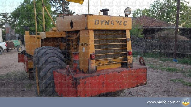 Compactadores Dynapac CA25