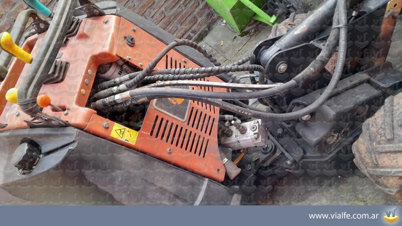 Varios Otra Zanjadora Ditch Witch R300