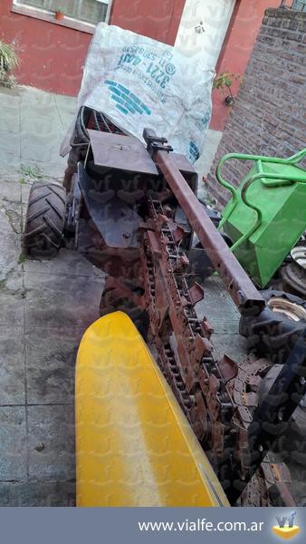 Varios Otra Zanjadora Ditch Witch R300