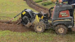 Otra Zanjadora Ditch Witch R300