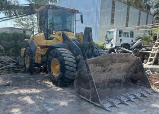 Volvo L90F
