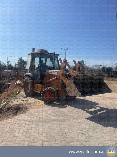 Retrocargadoras (Palas Retro) Case 580M