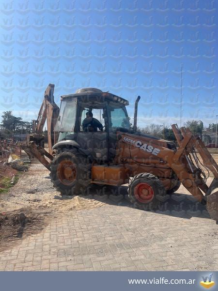 Retrocargadoras (Palas Retro) Case 580M