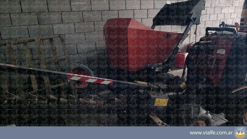 Varios Otra Zanjadora Ditch Witch R300