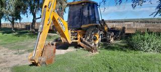 JCB 3CX Plus