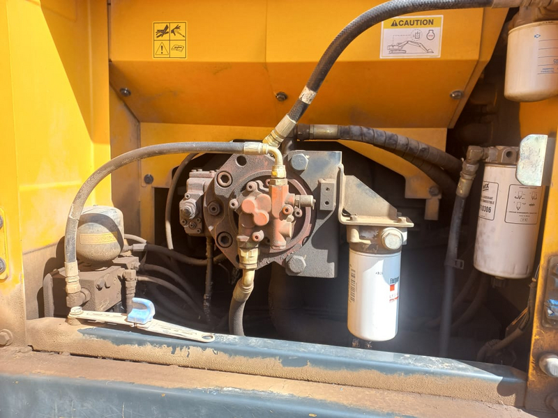 Excavadoras Hyundai 220