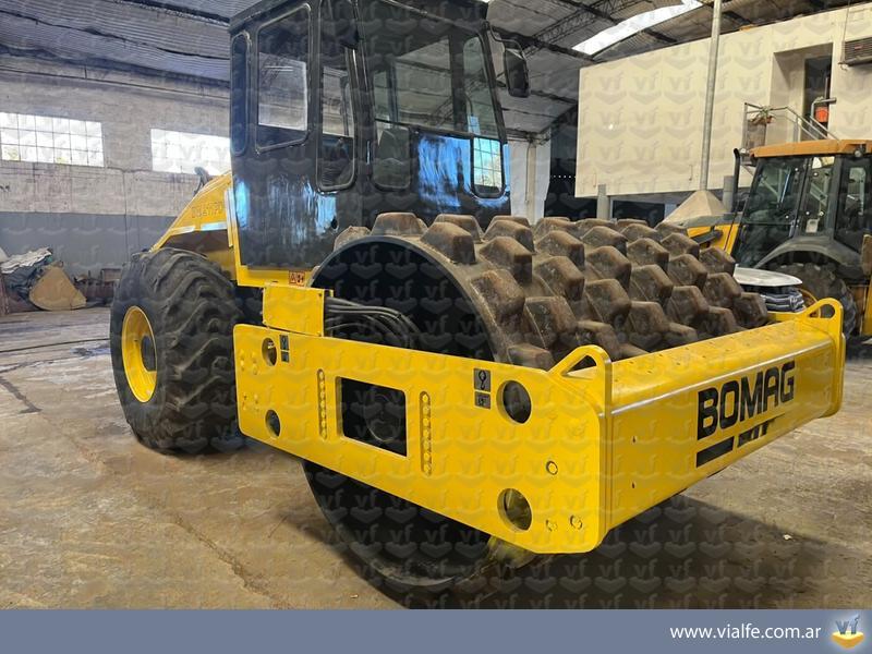 Compactadores Bomag BW211 PD-40
