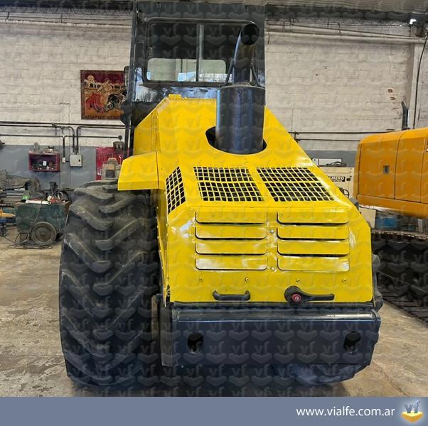 Compactadores Bomag BW211 PD-40